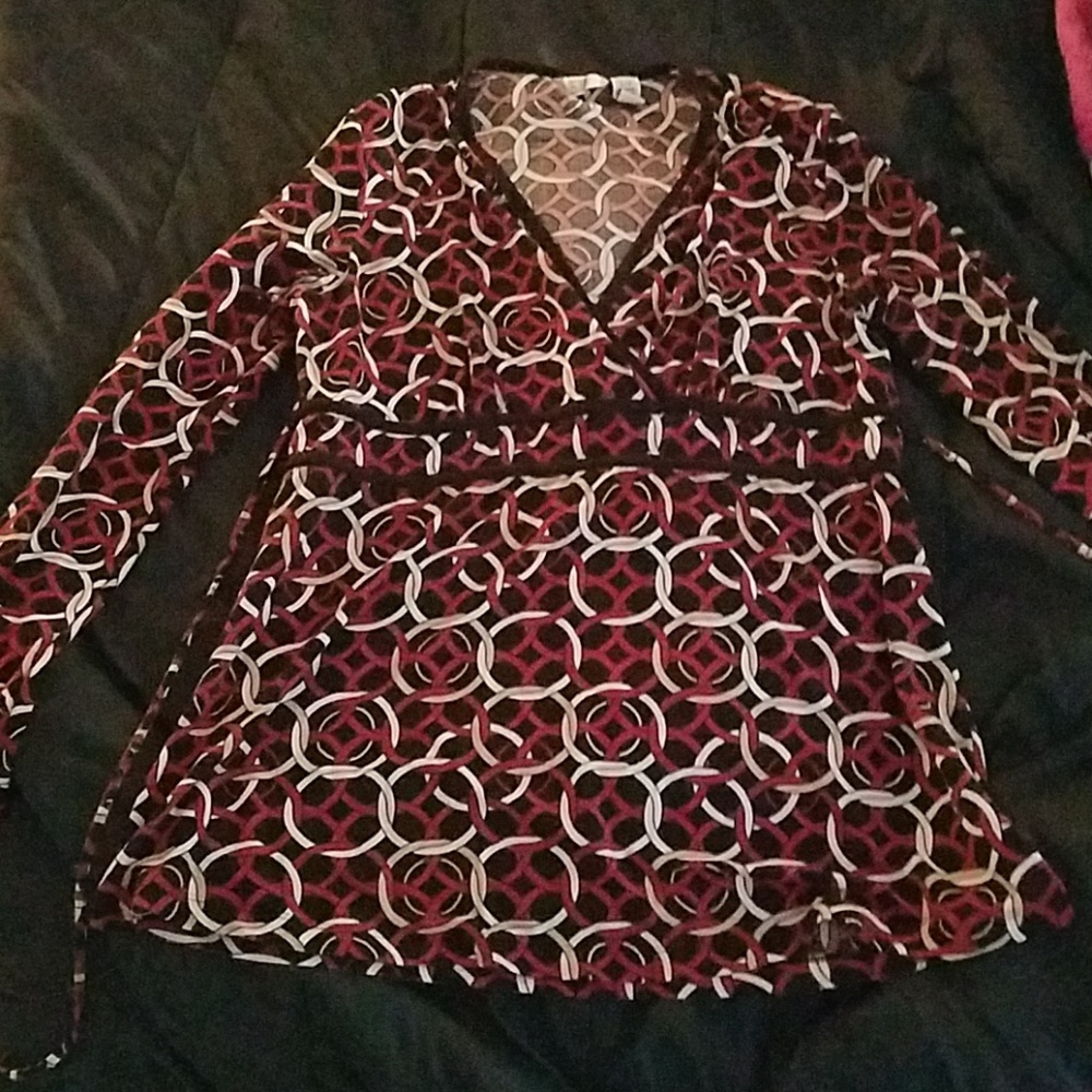 Long sleeve maternity shirt